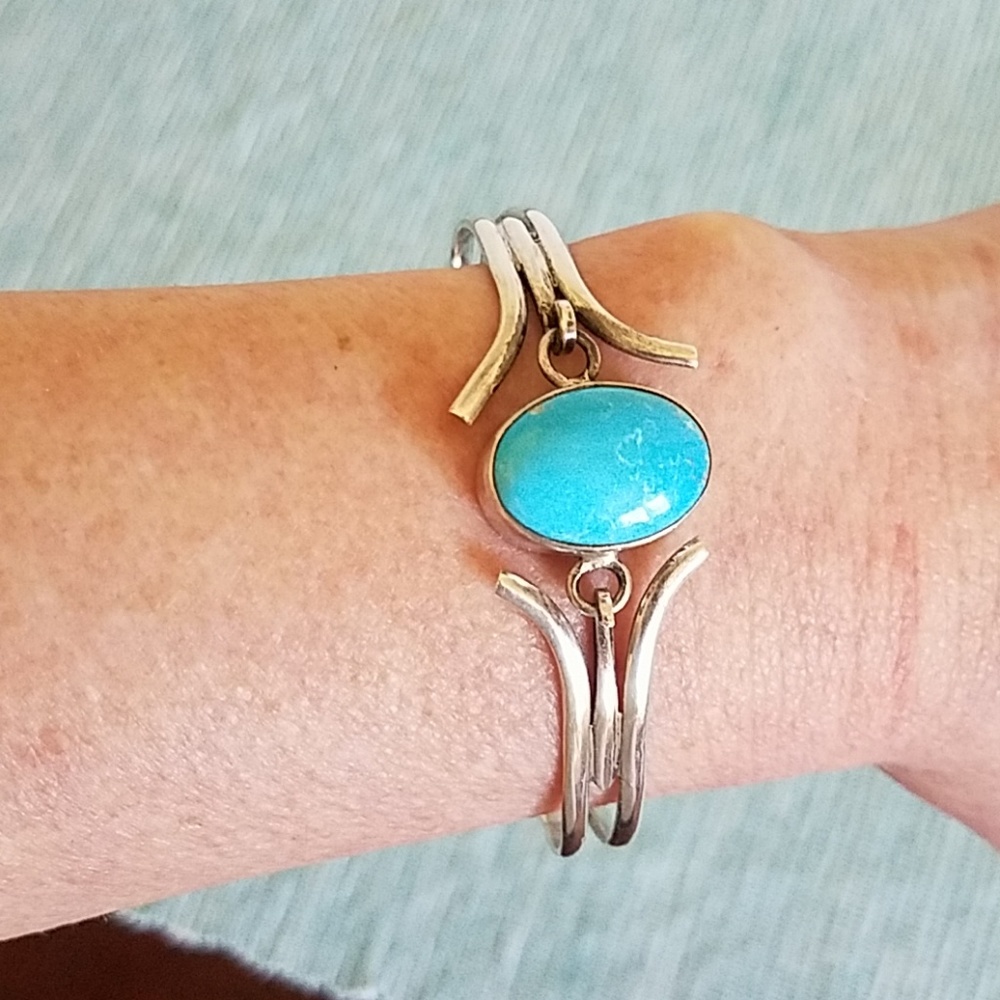 Old Pawn Sterling Silver & Sleeping Beauty Turquoise Bracelet